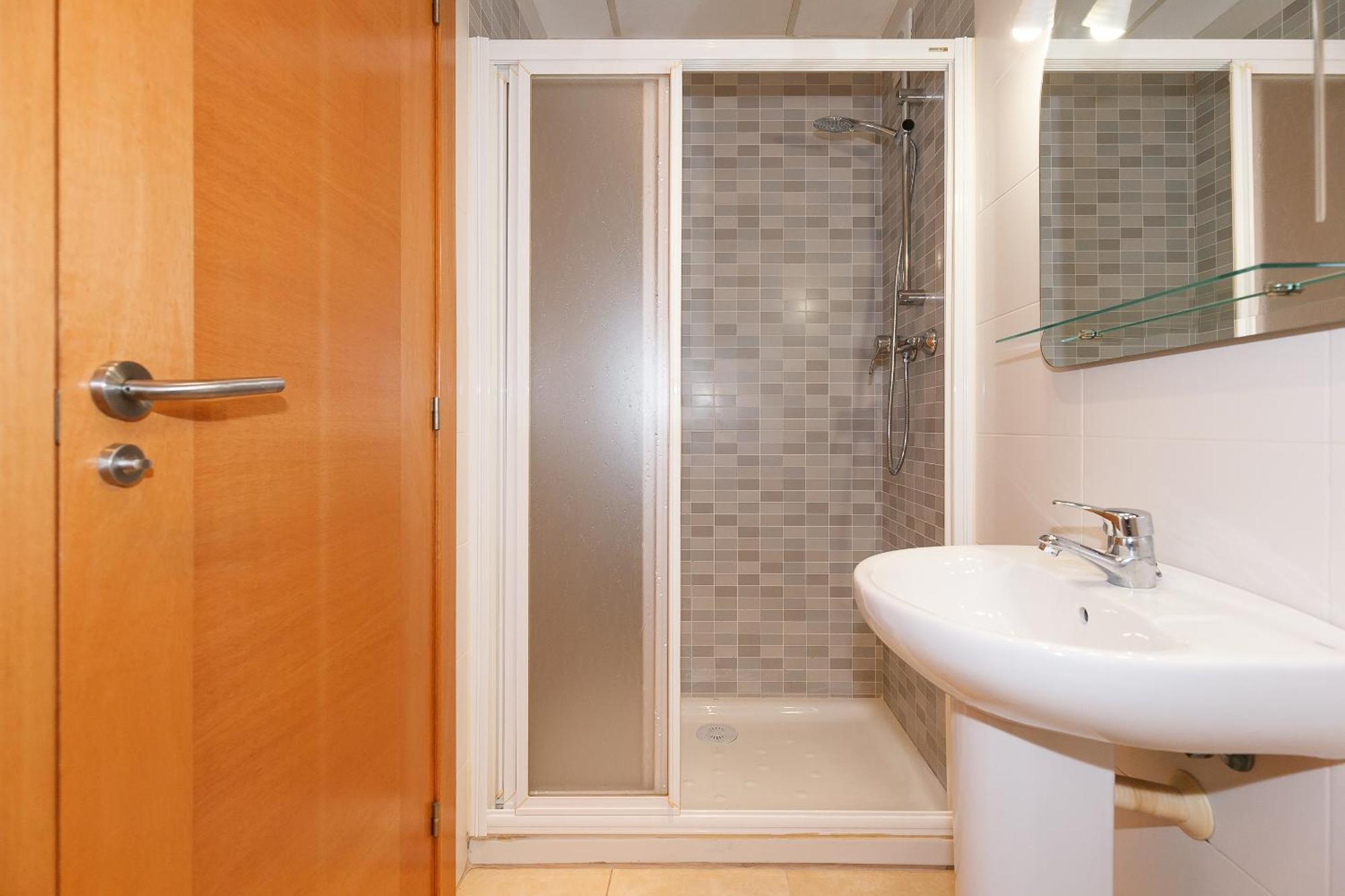 Uhc Els Pins Apartments Салоу Экстерьер фото