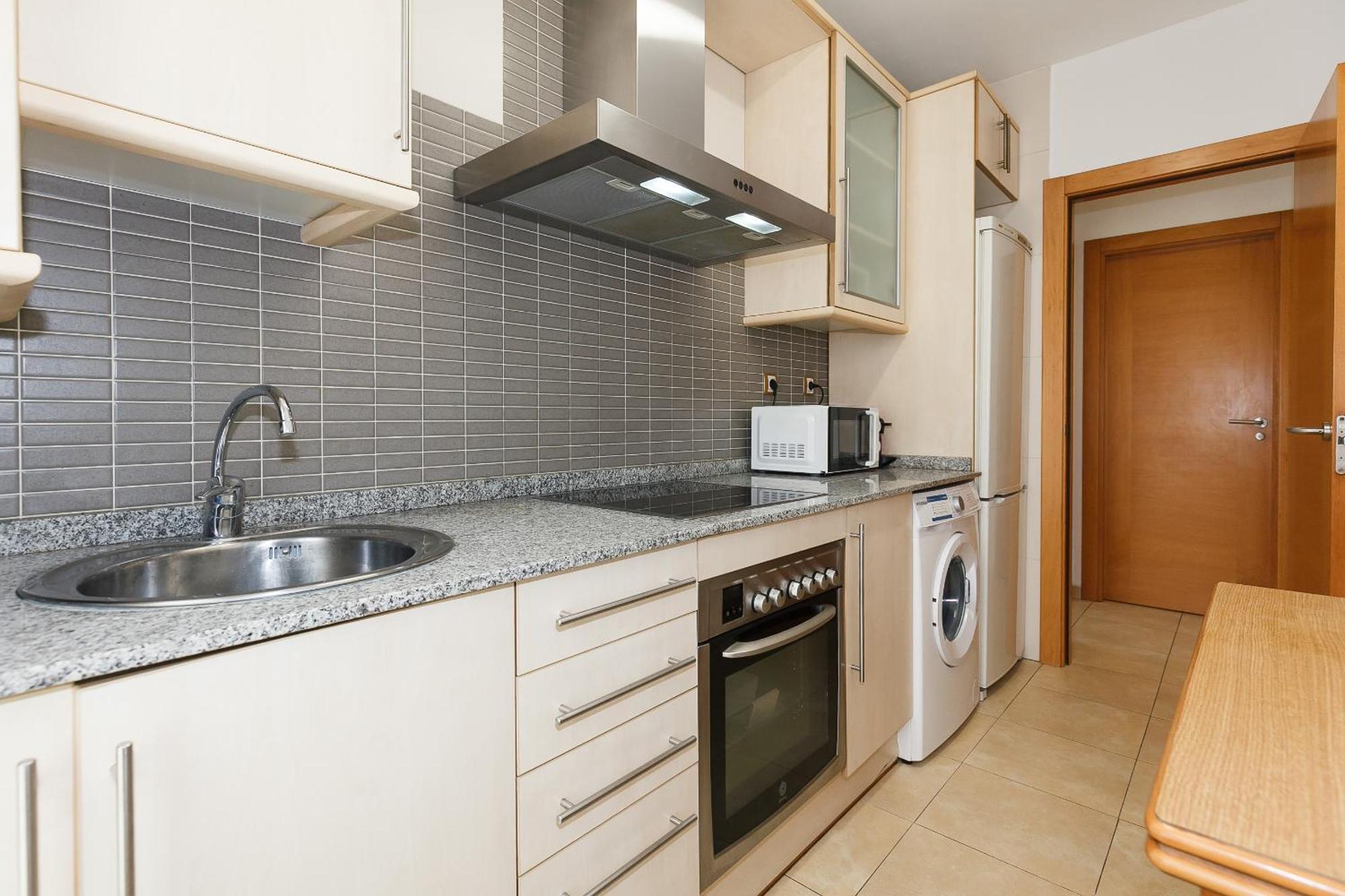 Uhc Els Pins Apartments Салоу Экстерьер фото